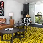 Montrose At Beverly Hills
